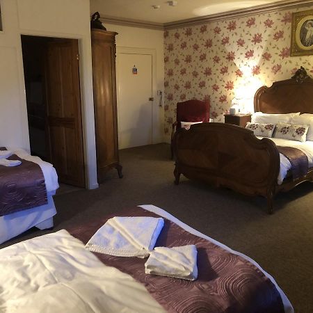 ホテル The Oakeley Arms Maentwrog エクステリア 写真
