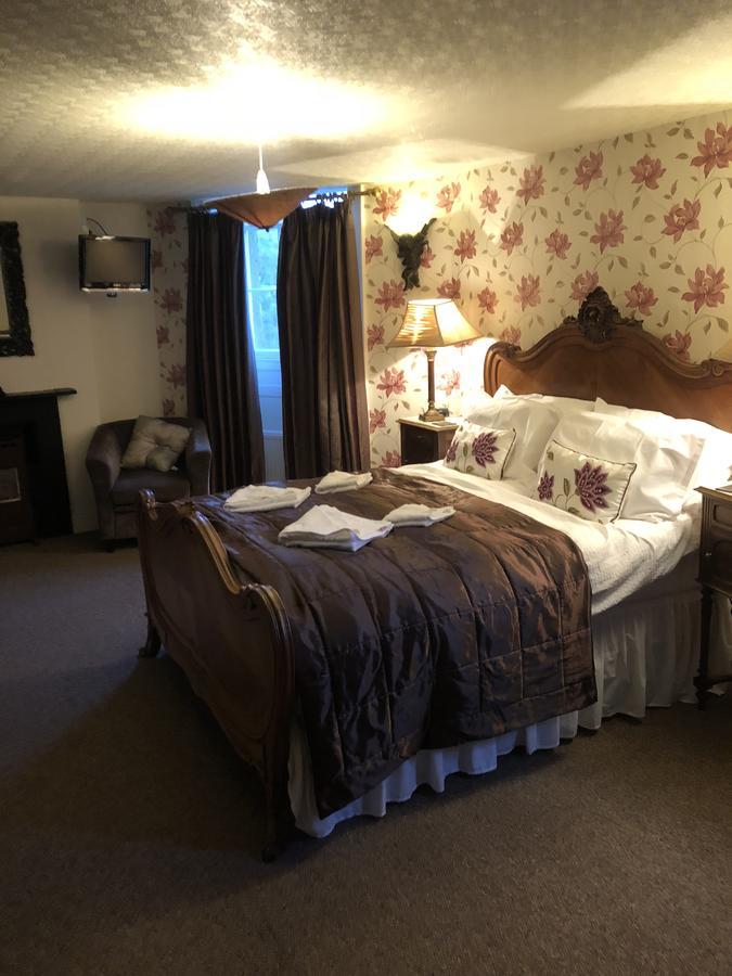 ホテル The Oakeley Arms Maentwrog エクステリア 写真