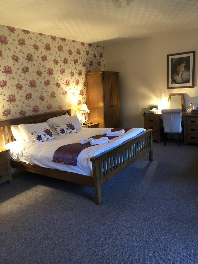 ホテル The Oakeley Arms Maentwrog エクステリア 写真